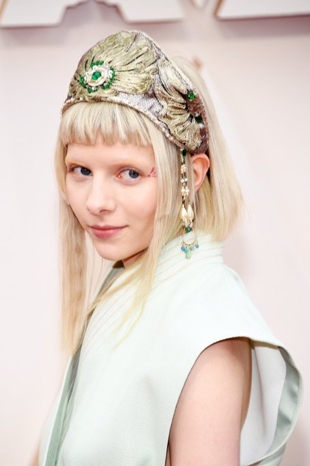 AURORA OSCARS DETALLES RROZEN 2 CANTANTE