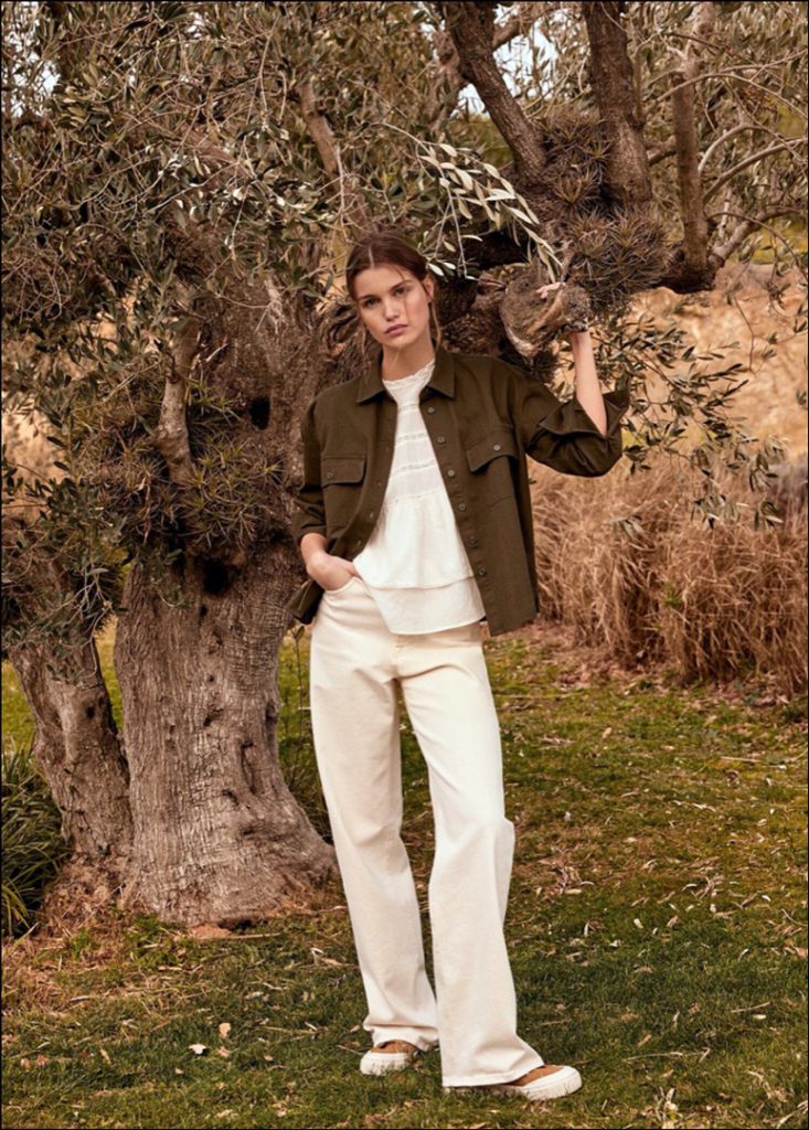 La modelo holandesa Luna Bijl posa para la campaña Primavera Verano 2020 de la marca española Mango.