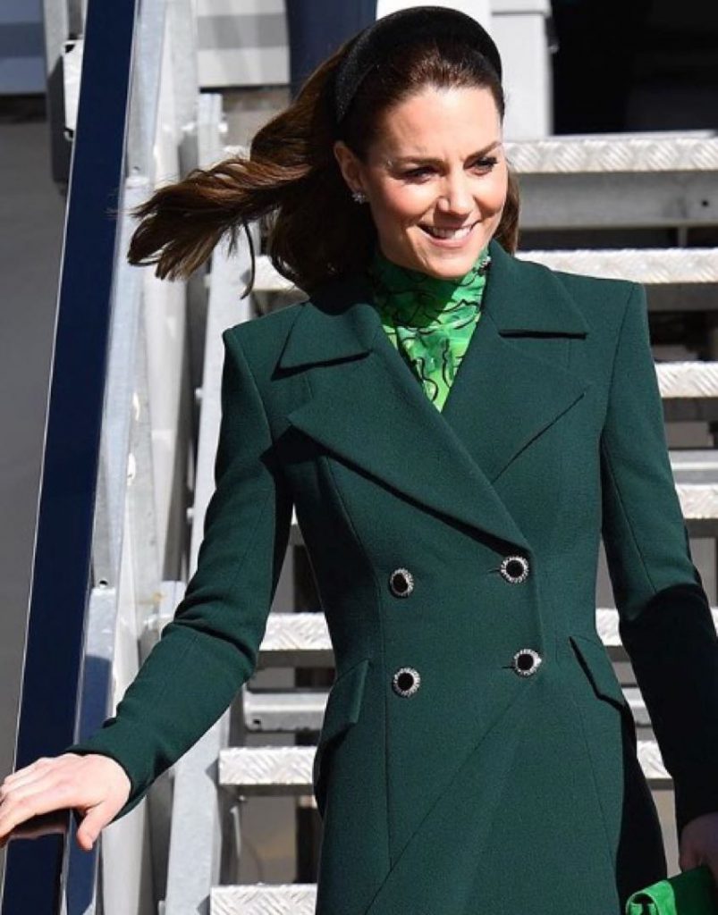 KATE DUQUESA CAMBRIDGE LOOK VERDE DUBLIN IRLANDA