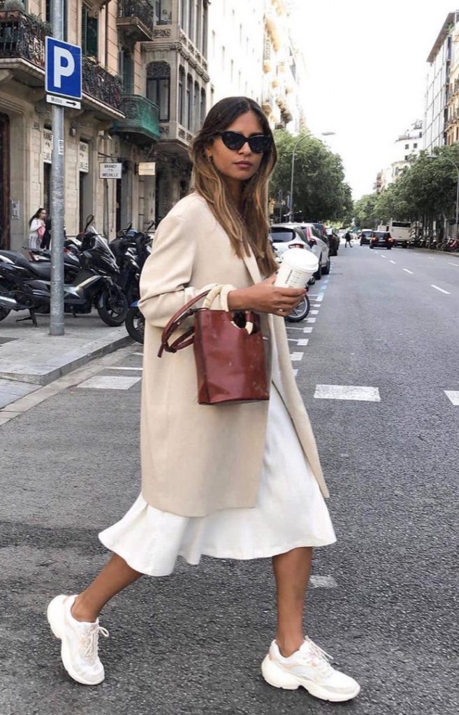 ZAPATILLAS BLANCAS