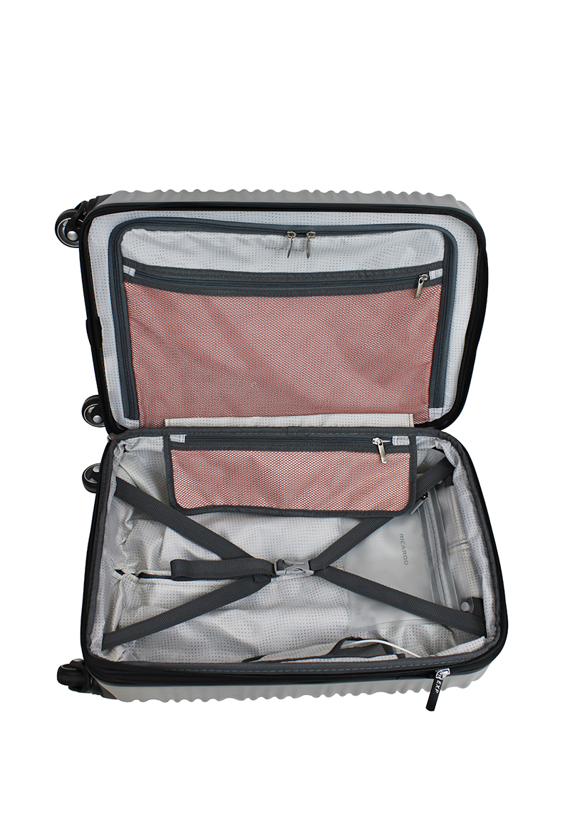 Ripley - MALETA S DE CABINA CON PUERTO USB SANTA CRUZ GRIS RICARDO BEVERLY  HILLS