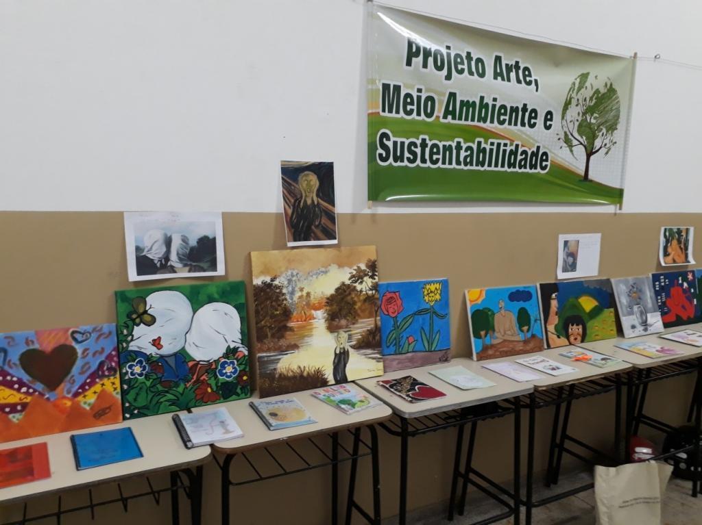 Regional Hoje - ALUNOS DE ARTES VISUAIS REALIZAM PROJETO DE ARTE, MEIO ...