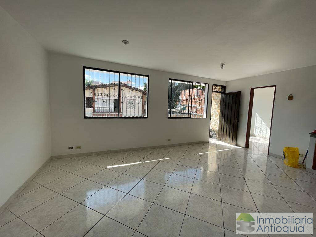 Arriendo de Casa en Medellín - San Joaquín en San Joaquin