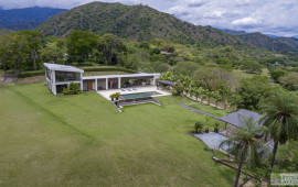 Venta de  Finca en Santa Fé de Antioquia - 