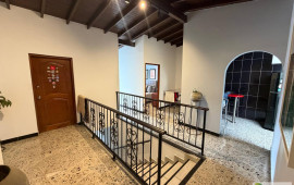 Arriendo de  Casa en Medellín - Laureles