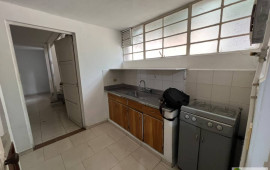 Venta de  Casa en Medellín - San Joaquín