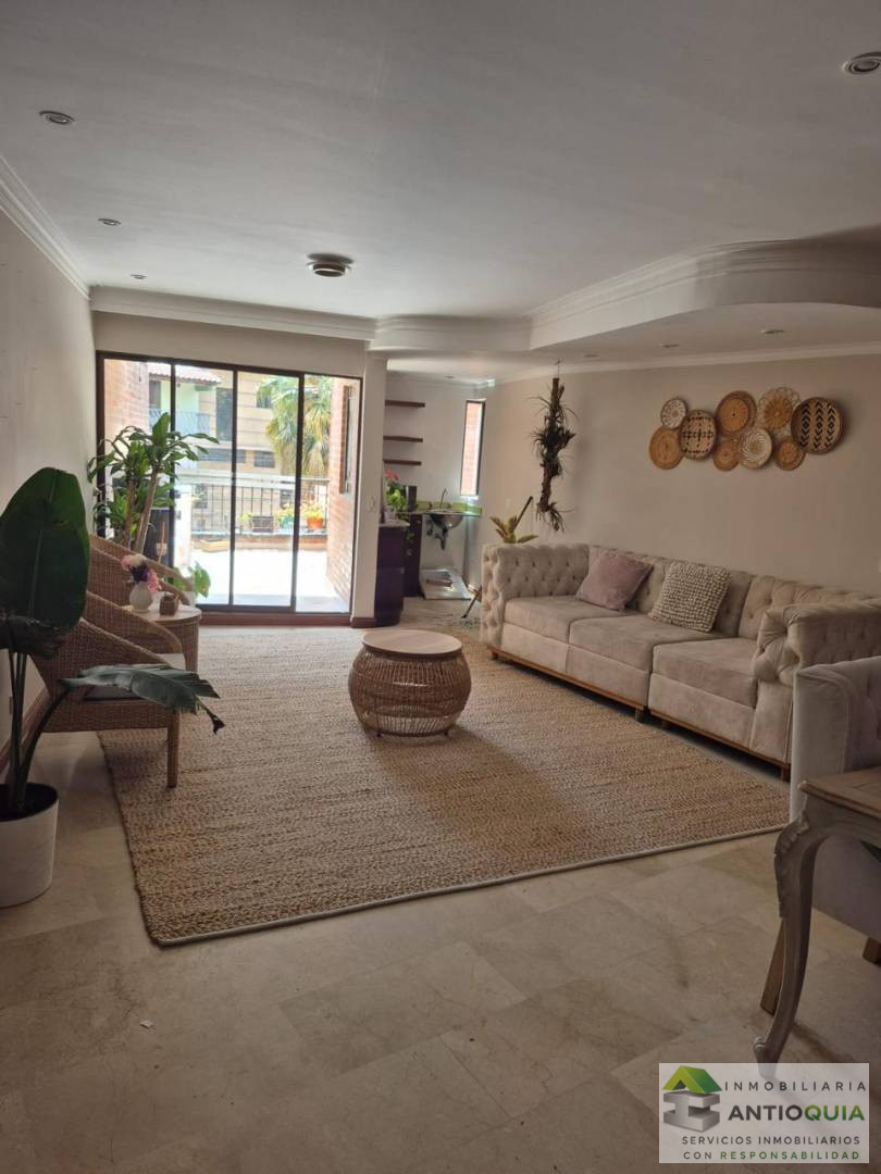 Arriendo de Apartamento en Medellín - Laureles