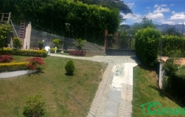 Venta de  Finca en Copacabana - Pedregal