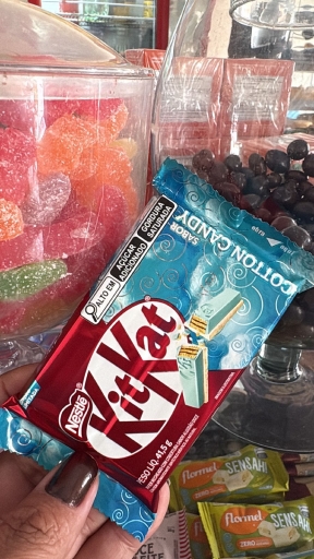 Kitkat Cotton Candy