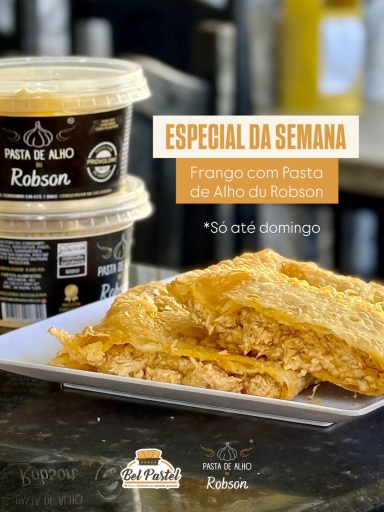 Pastel de Frango Com Pasta Du Robson Sabor Provolone