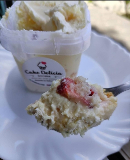 2X Bolo de Pote Ninho C/ Morango Por R$22,99