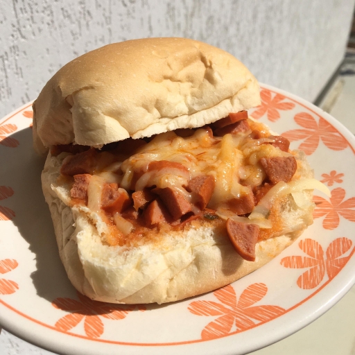 Cachorro Quente de Linguiça Com Mussarela