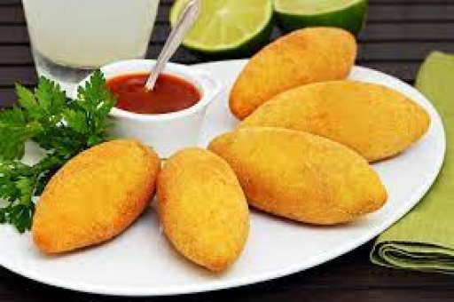 Bolinho de Aipim - Carne Seca