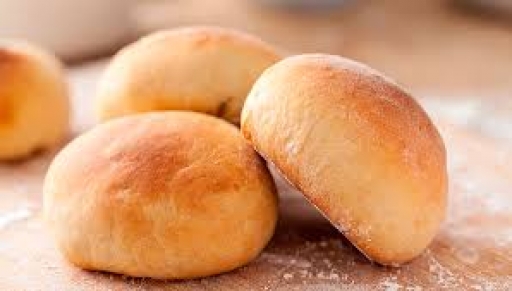 Pao de Batata Com Queijo e Presunto