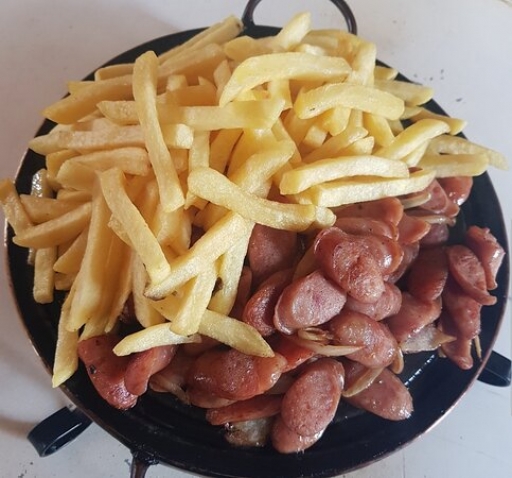 Linguiça Mineira C/ Fritas