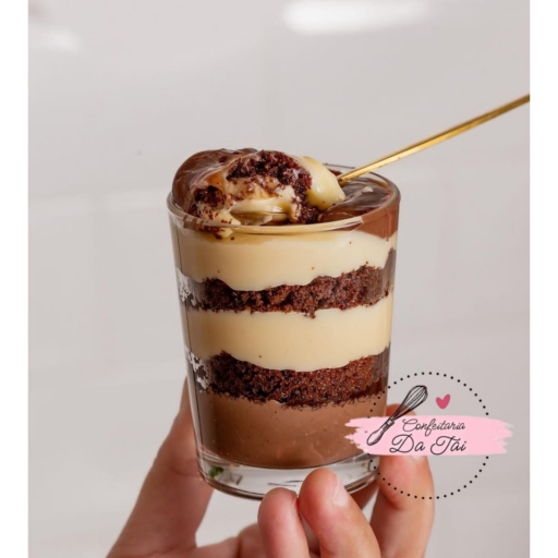 4. Copo Da Felicidade Brig e Branquinho 200ML