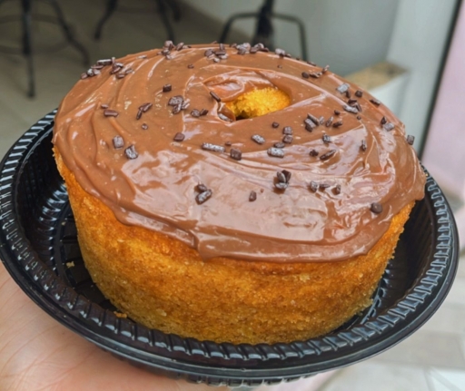 Bolo de Cenoura Com Brigadeiro  P