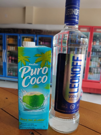 Combo Com Leonoff e Puro Coco 1L
