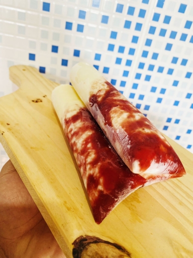 Sacolé Gourmet: Ninho Com Geleia de Morango Artesanal