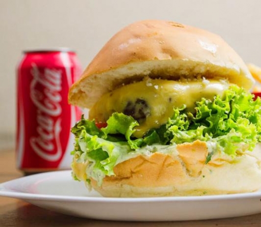 Dom Salada + Coca Lata