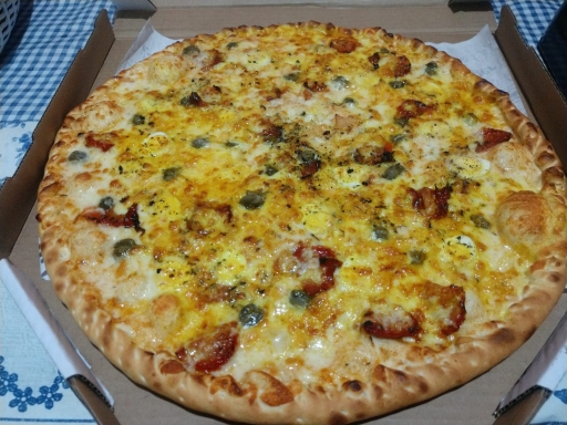 9 Tomate Seco e Alcaparras Mg Borda e Cheddar  Grátis