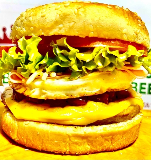 X Egg Bacon Salada Tradicional