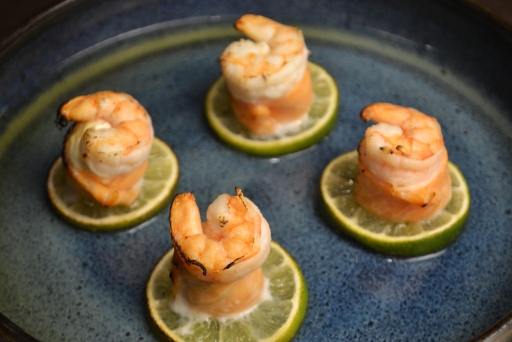 Gunkan Ebi Salmão (04 Und)