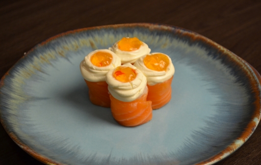 Gunkan Zeri Picante (04 Und)