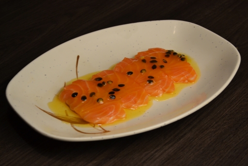 Sashimi Hit’S - Salmão Ao Maracujá (04 Und)