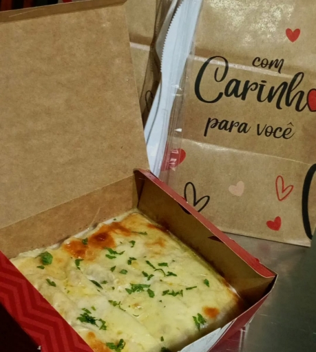 Canelone de Queijo e Presunto