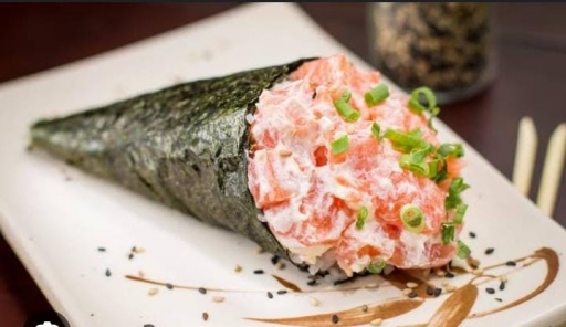 Temaki Cru Salmão S/arroz (Tradicional)