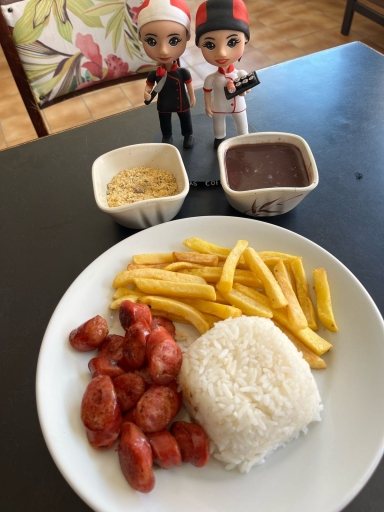 Refeição Com Linguiça Pura