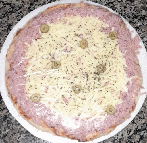 Pizza Pre Queijo e Presunto - 35Cm