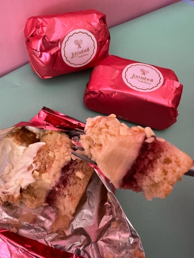 Bolo Gelado - Ninho Com Geléia de Morango