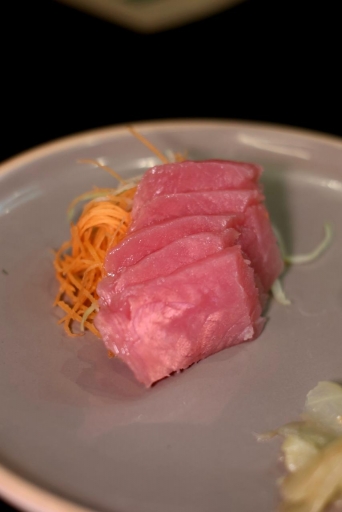 Sashimi Atum