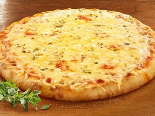 Pizza Quatro Queijo - 25Cm