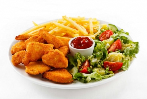 Chicken Nugguets Com Fritas