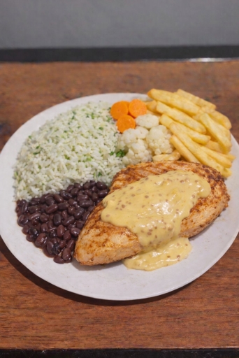 Especial do Dia - Filé de Frango Ao Molho de Mostarda