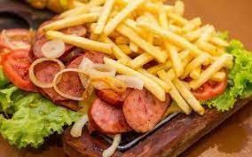 Linguiça Com Fritas