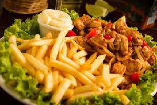 Isca de Frango Com Fritas