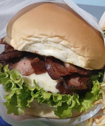 2X X - Egg Bacon Salada + Copinho Por R$34,99