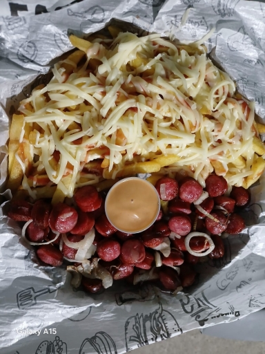 Batata C/ Linguiça Fina