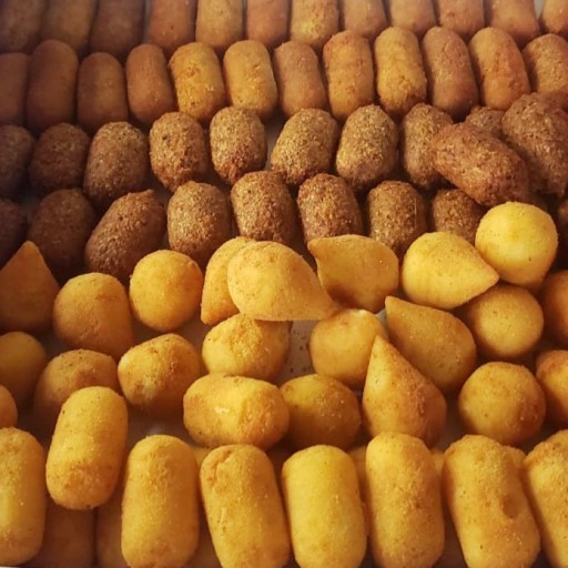 * 100 Salgadinhos Fritos Por R$33,99