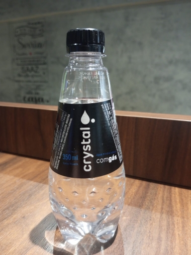 Água Mineral Crystal Com Gás (350ML)