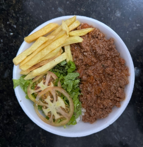 301 -Carne Moída - Arroz, Feijão, Farofa, Fritas e Salada