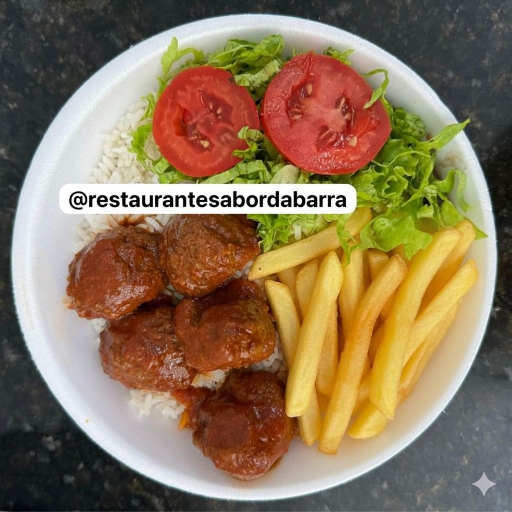 Almôndegas - Arroz, Feijão, Fritas  e Salada.
