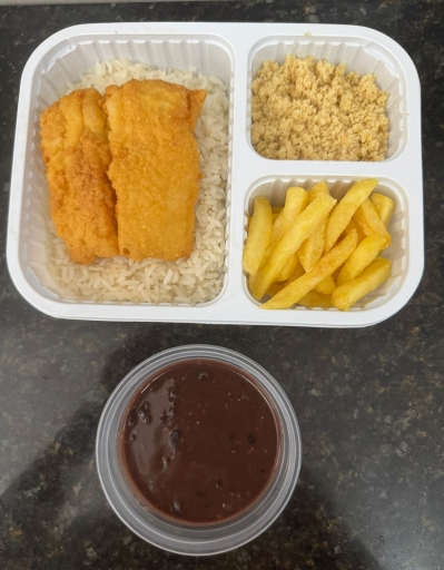 Executivo Peixe - Arroz, Feijão, Farofa e Fritas