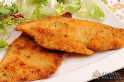 * Filé de Frango Empanado   * (M.p)