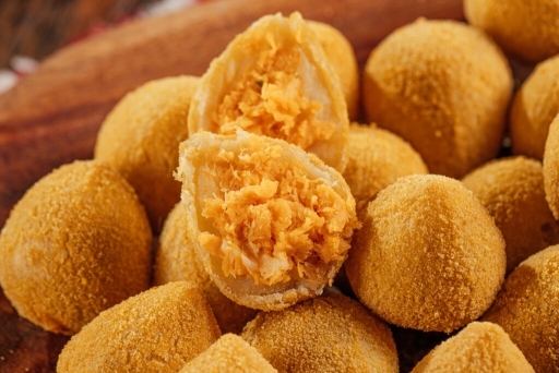 100 Salgadinhos Coquetel + 25 Churros Por R$39,99