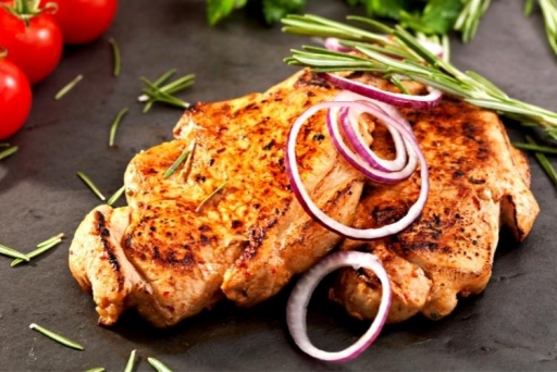 Bife de Pernil Acebolado - Normal